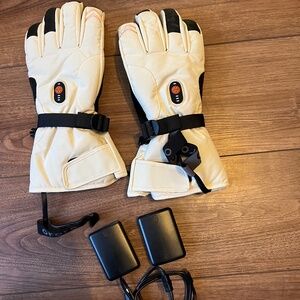 Men’s Ororo Heated Gloves - Good Used Condition - Size Medium